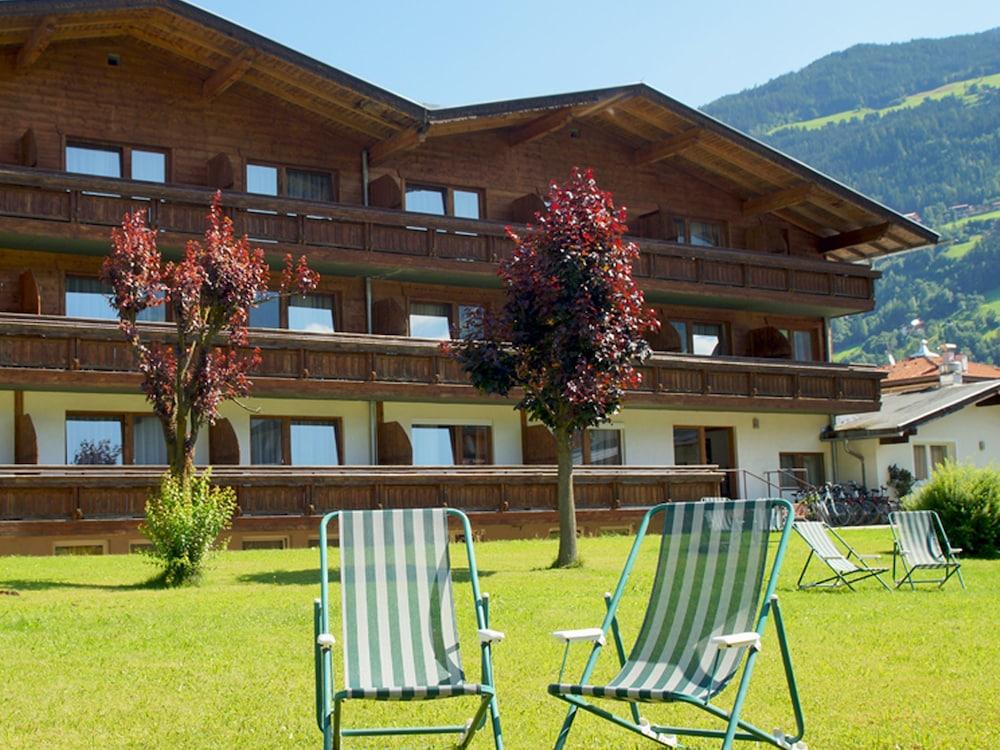 First Mountain Hotel Zillertal Aschau Im Zillertal Экстерьер фото