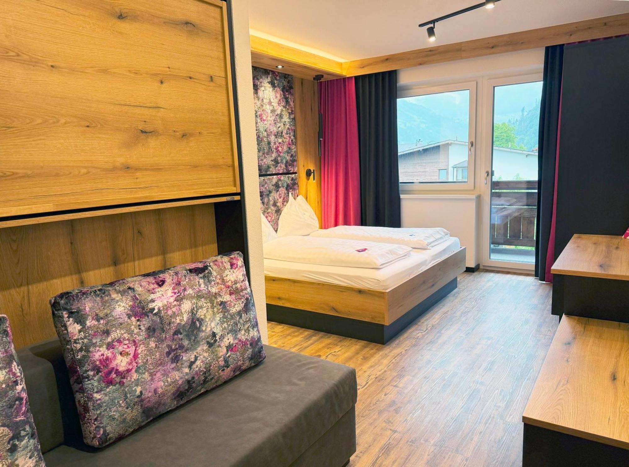 First Mountain Hotel Zillertal Aschau Im Zillertal Экстерьер фото